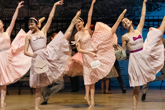 „Amerykanin w Paryżu’”, scena zbiorowa, chor. Krzysztof Pastor