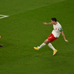 Robert Lewandowski strzela gola w meczu Polska-Arabia Saudyjska (2:0)
