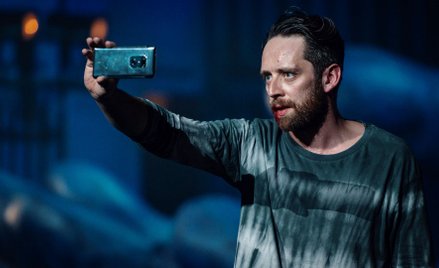 Nagrodzony „Hamlet” w reżyserii Bartosza Szydłowskiego z Teatru im. Słowackiego w Krakowie. Hamlet -