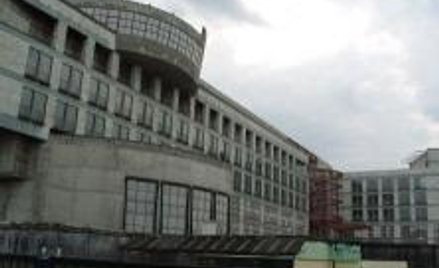 Biurowiec giganta dla uczelni?