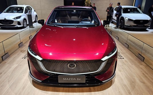 Mazda 6e