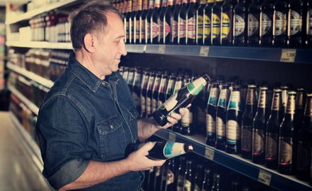 TSUE: wysokość akcyzy od piw smakowych ustala się przed dodaniem „cukru”