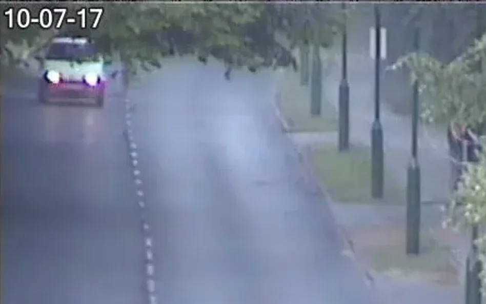 Zaginięcie Iwony Wieczorek. Policja zwraca się o pomoc w odnalezieniu kierowcy tego pojazdu