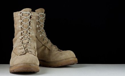 Żołnierze narzekają na niewygodne buty