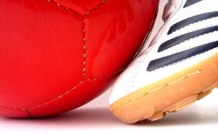 Nauczyciel - trener w szkole sportowej musi mieć uprawnienia sprzed uwolnienia zawodów