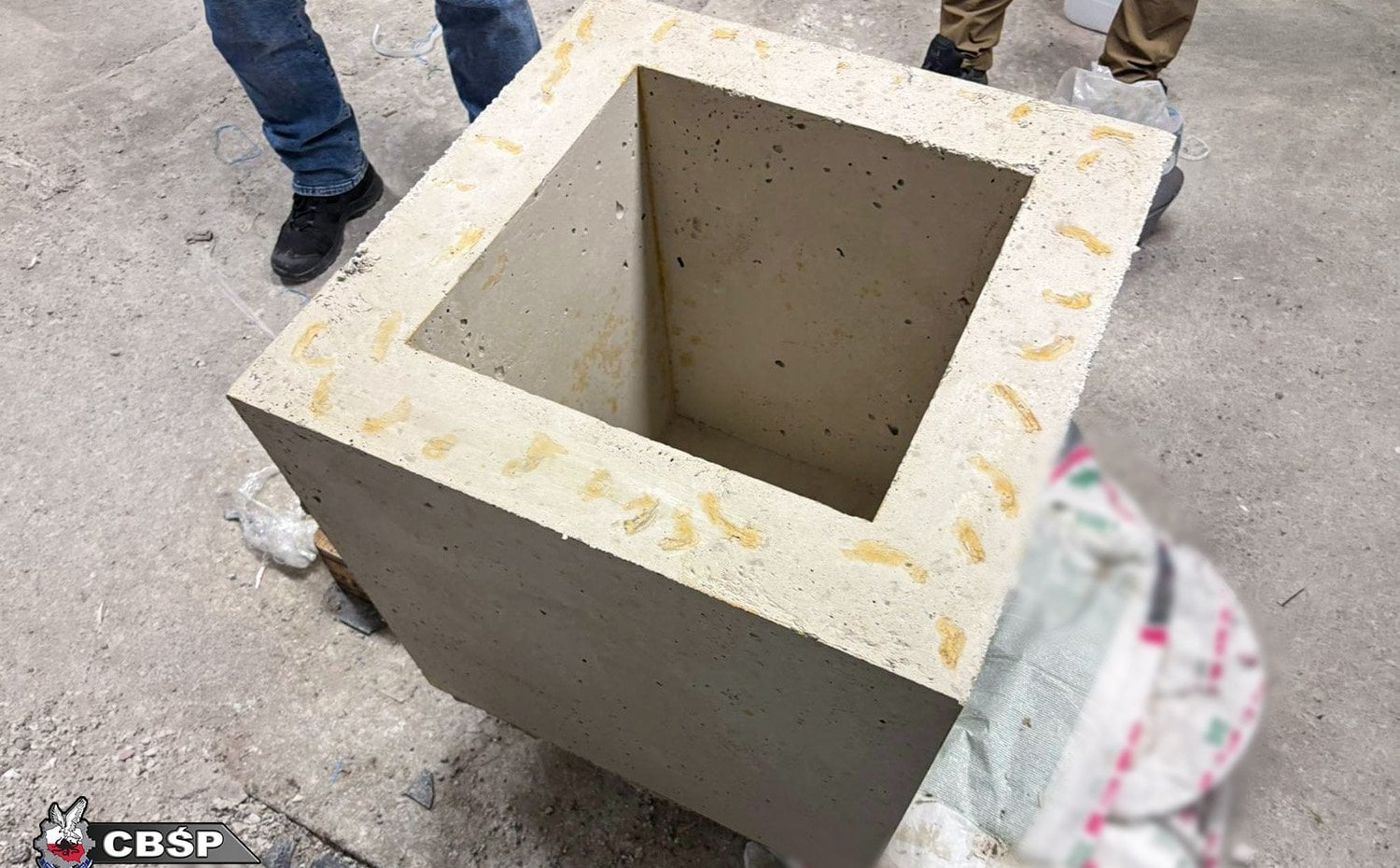 Duża akcja policji pod Wrocławiem. 42 kg kokainy w nietypowej skrytce