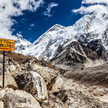 Kilkaset osób w kolejce na Everest. Są ofiary