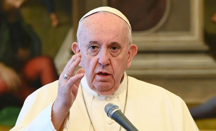 Tomasz Krzyżak: Papież Franciszek zaczyna sprzątać