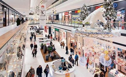 Świąteczne zakupy na ostatniej prostej. Duży ruch w sklepach