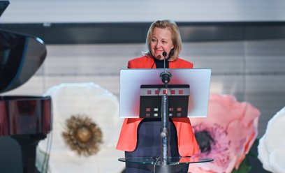 Agnieszka Bartol, którą premier wskazał na szefową resortu funduszy, to przeciwieństwo Katarzyny Peł