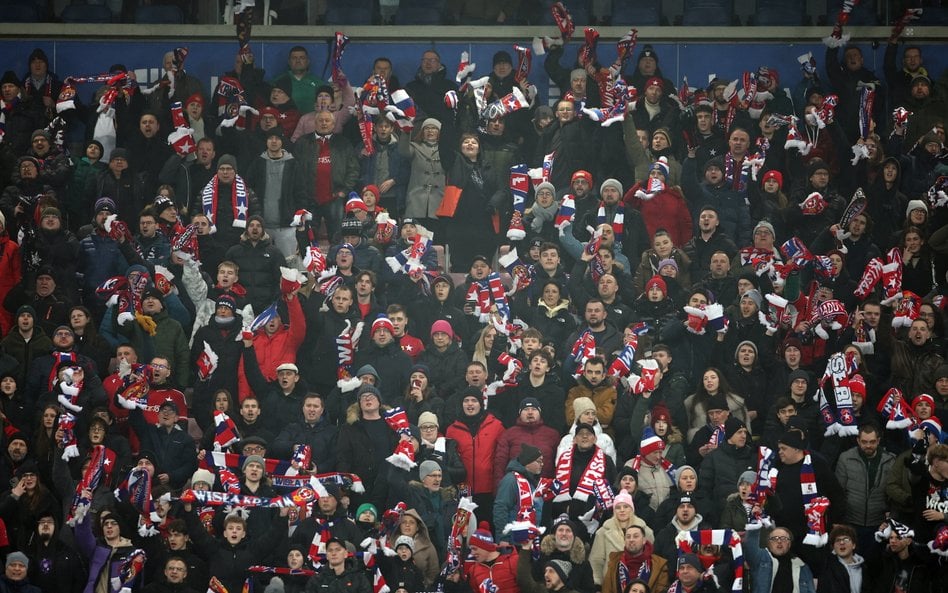 Prezes UOKiK nie zainterweniuje w sprawie kibiców Wisły? Mogą dochodzić swoich praw na drodze cywilnej