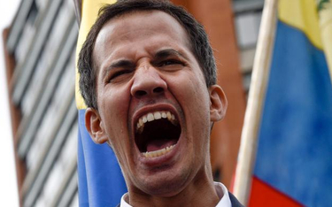 70 proc. Wenezuelczyków deklaruje poparcie dla Juana Guaido. Niemal cała Ameryka i Europa uznały go 