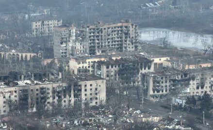 Obrócony w gruzy Bachmut. Zdjęcie z końcówki lutego br.