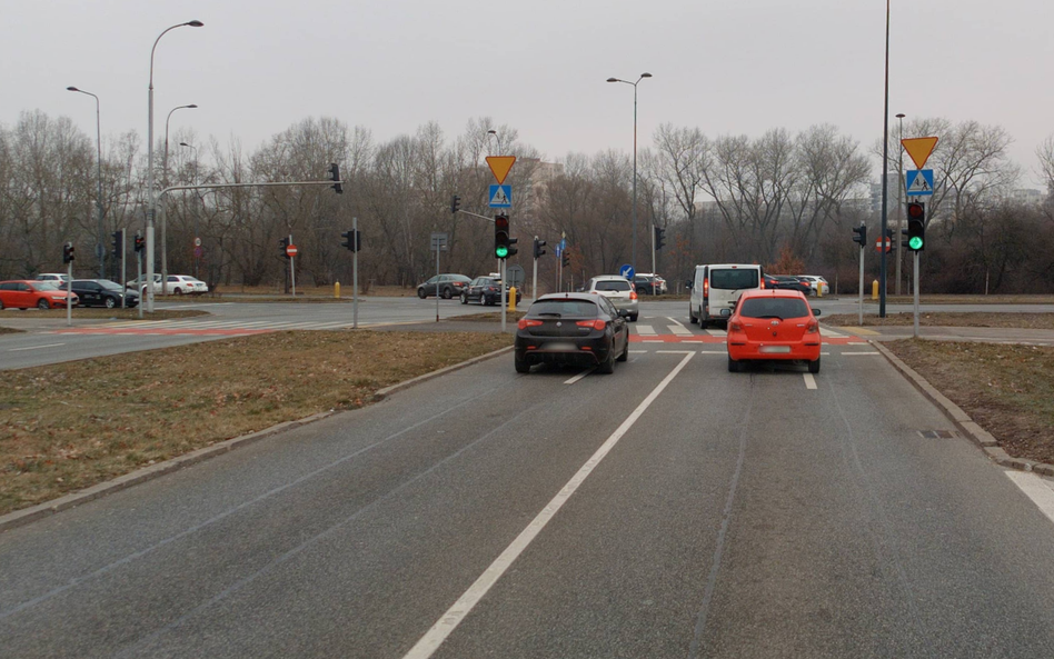 ZDM przygotowuje się do przebudowy skrzyżowania Doliny Służewieckiej z al. Rodowicza „Anody”