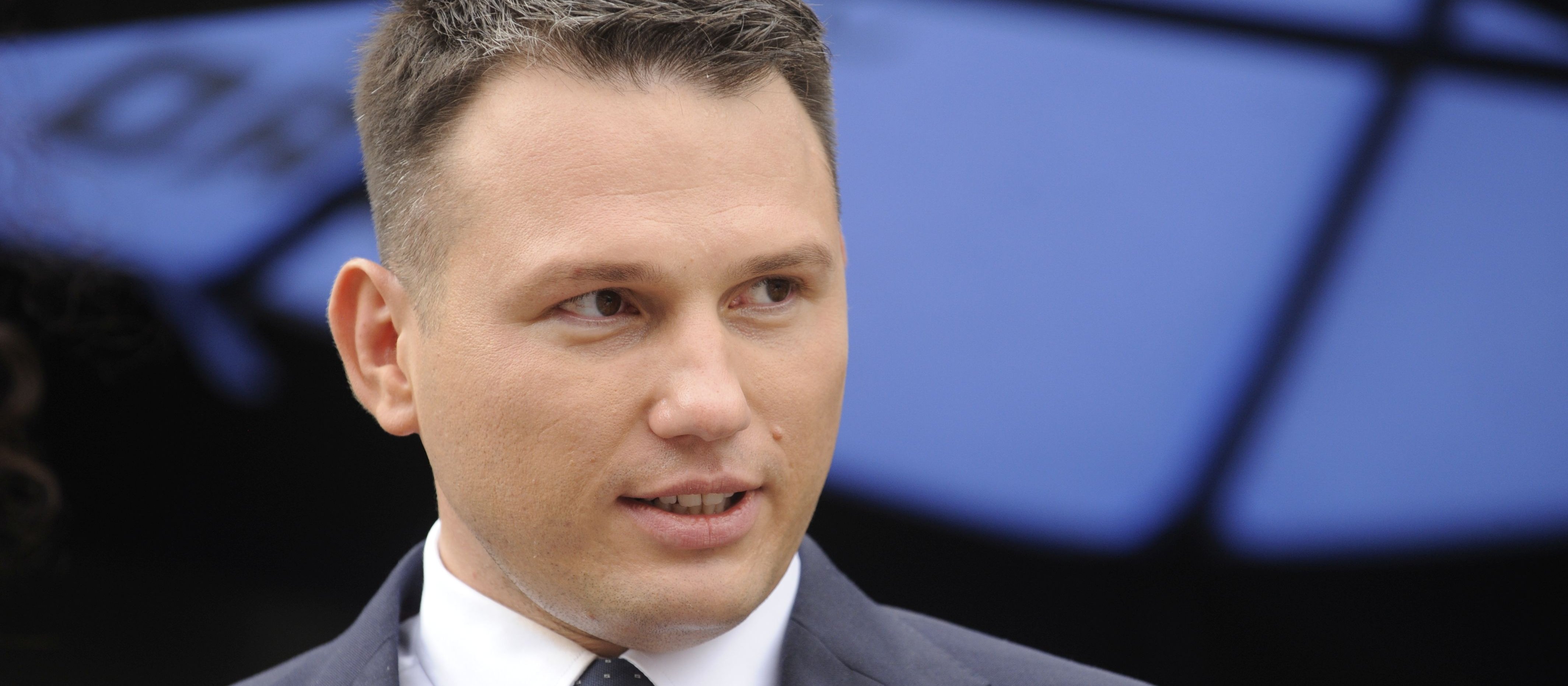 Mentzen robi porządki. Co można wyczytać z wyników?