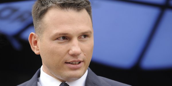 Mentzen do Nawrockiego ws. orderu Zełenskiego: Nie stawia się gróźb, których się nie spełnia
