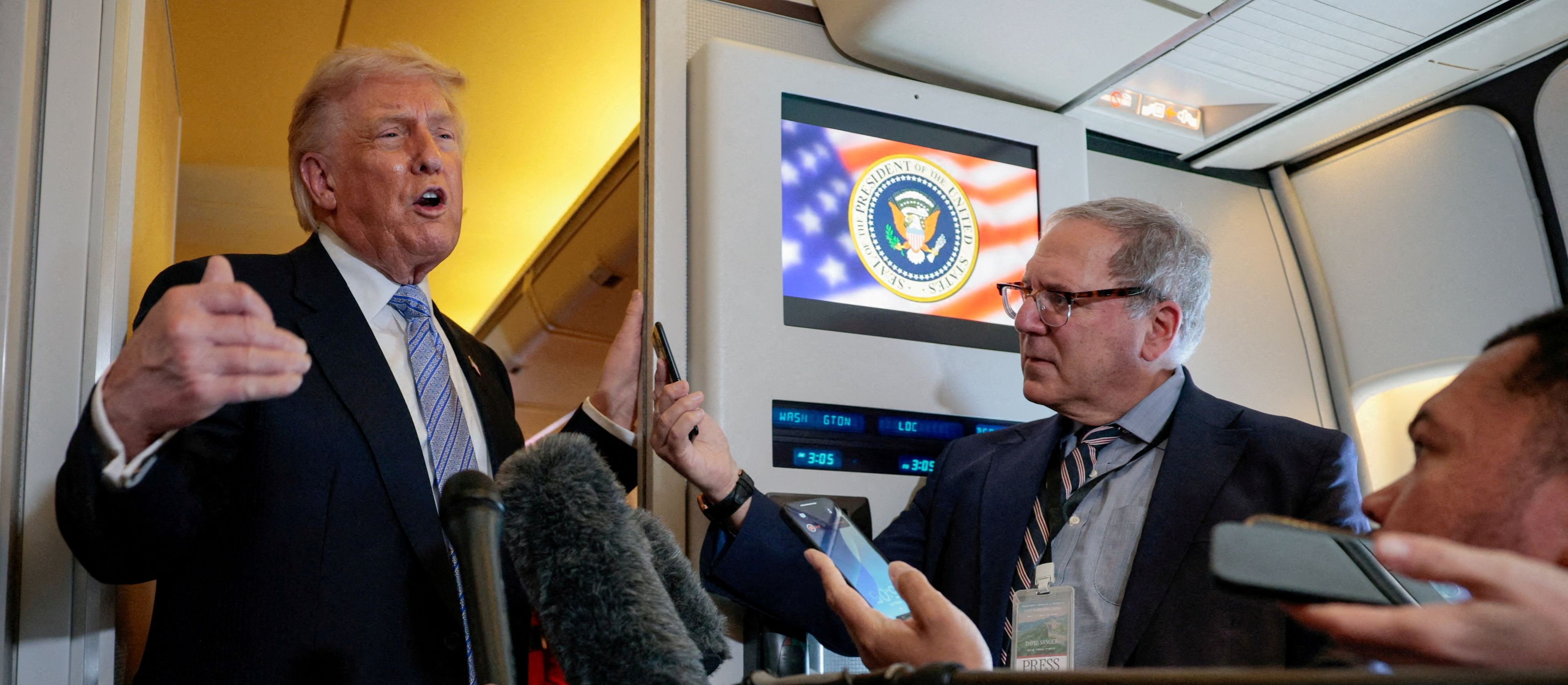 Ropa najdroższa od dwóch tygodni po atakach na ZEA i Arabię Saudyjską. Donald Trump: Zegar tyka