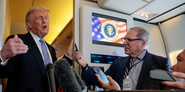 Ropa najdroższa od dwóch tygodni po atakach na ZEA i Arabię Saudyjską. Donald Trump: Zegar tyka