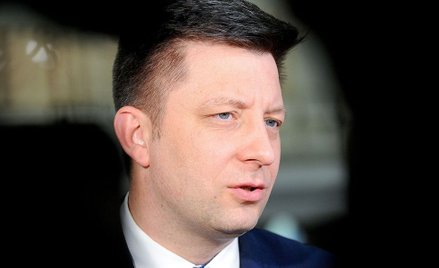 Michał Dworczyk o "panice" innych krajów ws. AstraZeneki. "Polska nie powinna podejmować pochopnych 