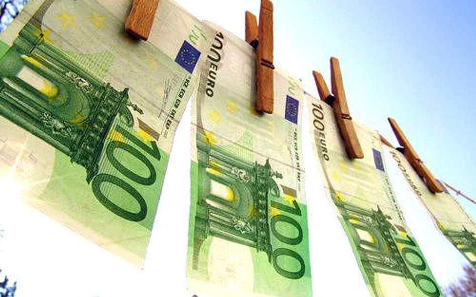 Rosja pierze brudne pieniądze