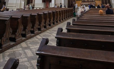 Dewastacja kościoła pod Gorzowem. Zniszczone krzyże