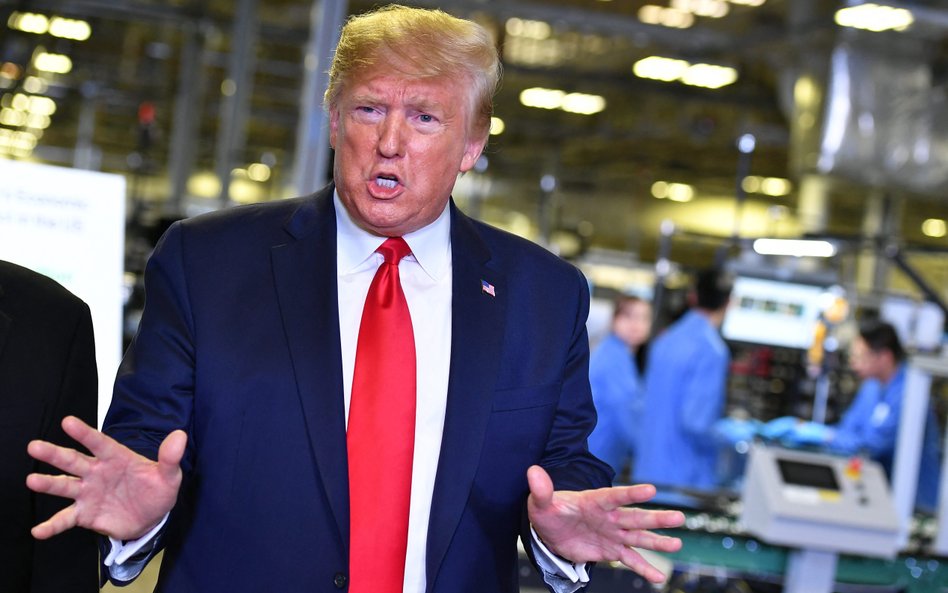 Według wyliczeń „The New York Times” przez ostatnie pół roku administracja Donalda Trumpa przeznaczy