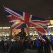 Flaga brytyjska, czyli nasza Unioniści demonstrują przed ratuszem w Belfaście