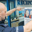 Policja prosi wszystkich, którzy wiedzą coś na temat dziecka z plakatu, o kontakt pod nr tel. 33 851
