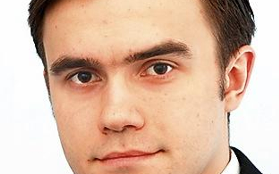 Wersja językowa rozstrzyga, czy trzeba pobrać ryczałt