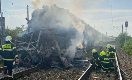 Słowacja: Wzrosła liczba ofiar zderzenia pociągu z autobusem