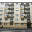 Przedwojenna kamienica w al. Szucha w Warszawie