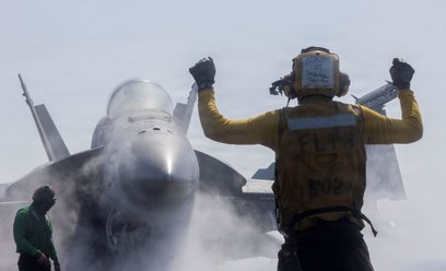 Amerykanie wraz z Izraelem od soboty atakują cele w Iranie