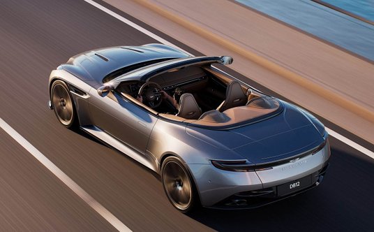 Aston Martin DB12 Volante