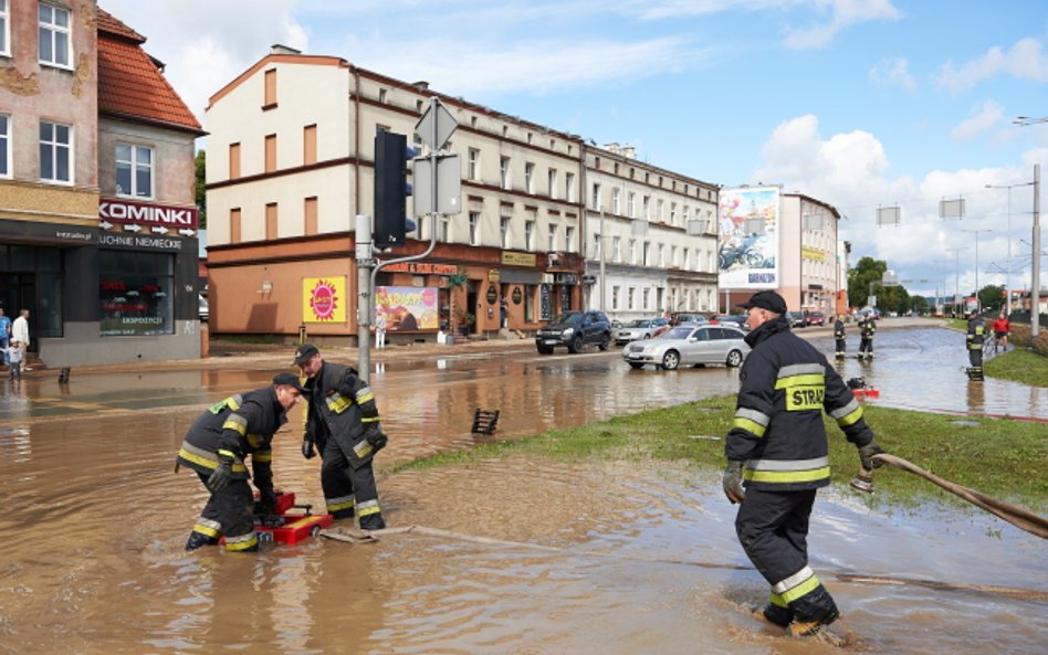 Podtopienia w Gdańsku. Dwa ciała w piwnicy