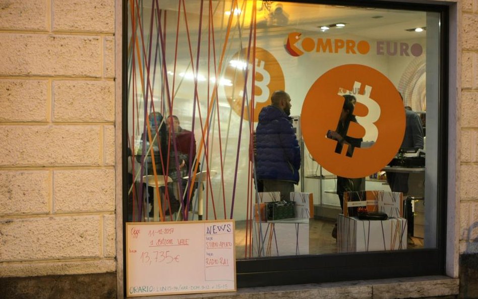 Bitcoin nie realizuje wizji swojego twórcy. Prawie nikt nie chce nim płacić