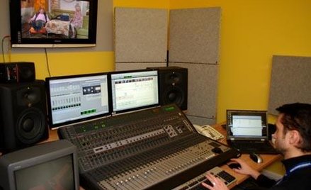 Niższe przychody i zyski ATM Grupy