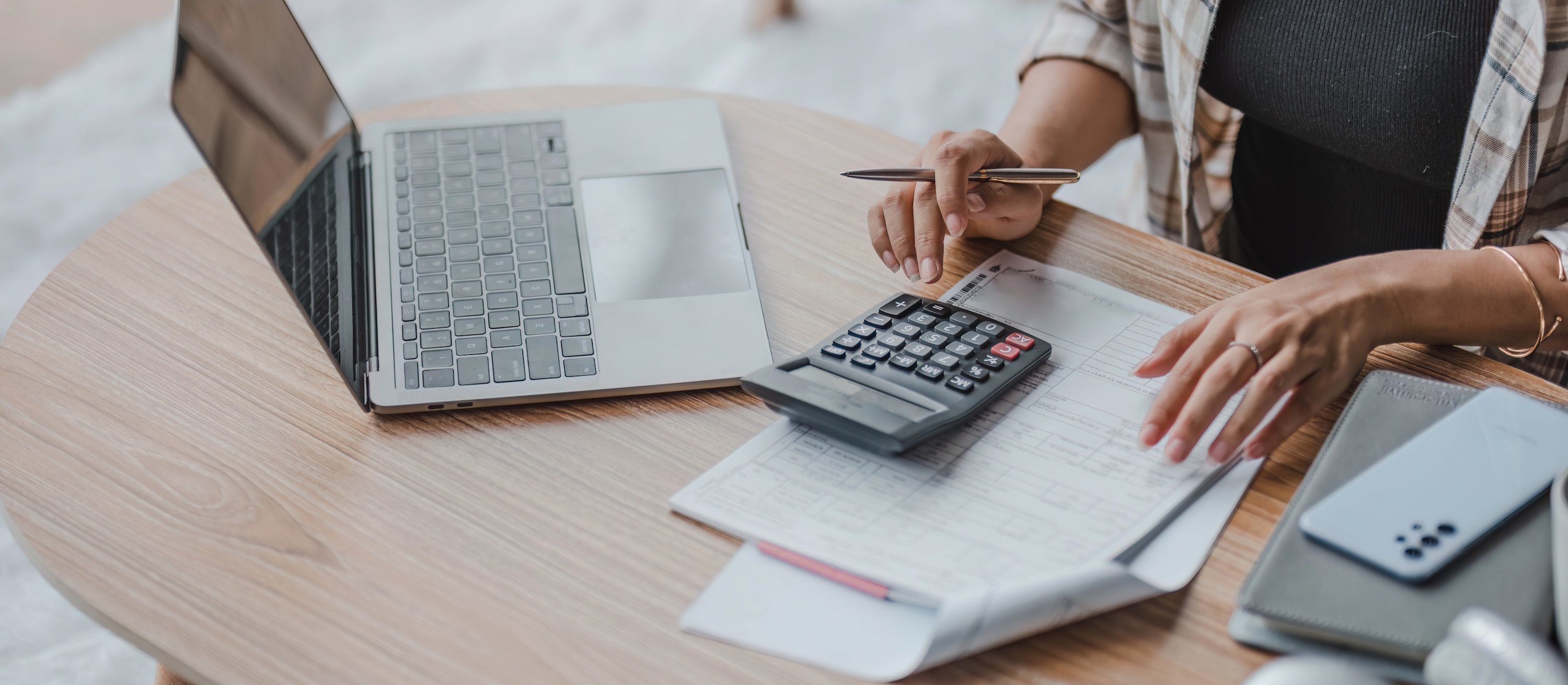 Polki nie wiedzą, czy mają oszczędności. Badanie dało niepokojący wynik