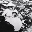Maria Skłodowska-Curie z córką Ewą w Tatrach, 1911 rok.