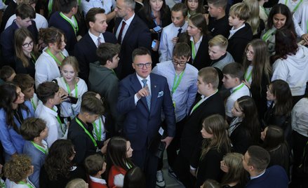 Marszałek Sejmu Szymon Hołownia w czasie XXXI sesji Sejmu Dzieci i Młodzieży
