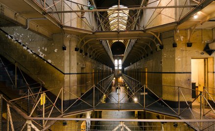 W Australii niepełnoletni będą skazywani za poważne przestępstwa na takie kary, jak dorośli