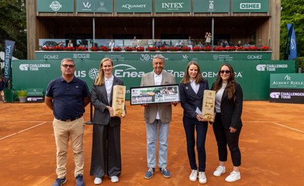 Organizatorzy turnieju Enea Poznań Open z nagrodami od ATP