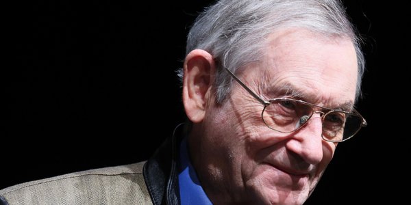 Jerzy Surdykowski: Boże igrzysko