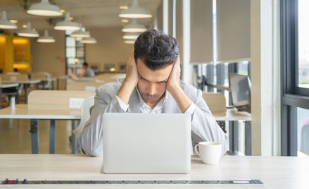 Zdalki, zdzwonki i onlajny - o blaskach i cieniach zdalnego nauczania o prawie