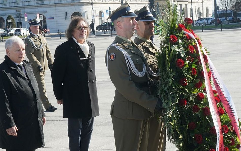 Szumowski o uroczystościach smoleńskich: Odległości mogły być większe