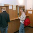 Zwolnieni rodzice odwołują się do sądów