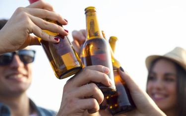 Alkohol nad Wisłą będzie legalny. Warszawskie bulwary wyłączone spod zakazu