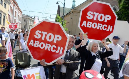 Dwa projekty o aborcji w Sejmie - apel Episkopatu