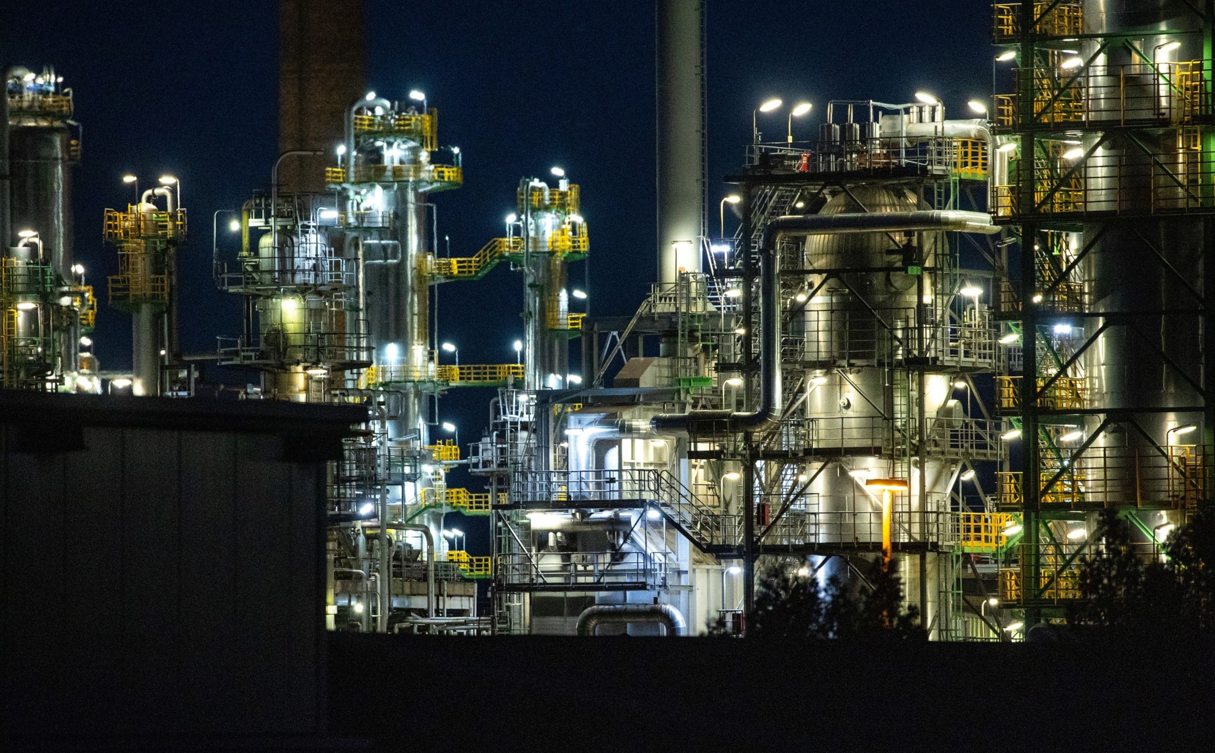 Niemcy dopięli swego. Spółki Rosnieftu wyłączone spod sankcji USA