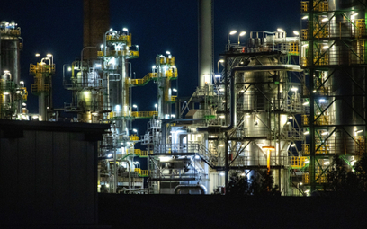 Władze Niemiec przejmą rafinerię w Schwedt i inne aktywa rosyjskiego Rosnieftu na terenie RFN