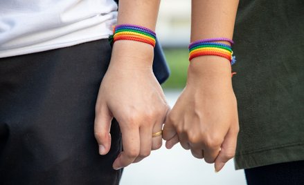 RPO: uchylić ostatnie uchwały ”anty-LGBT”. Co na to gminy i powiaty?